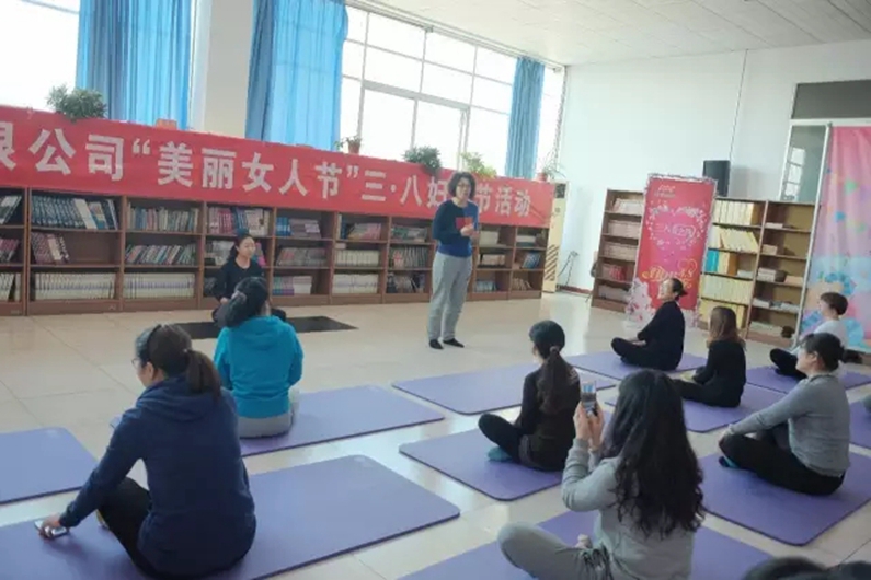 3月8號(hào)女神節(jié)，祝女神們節(jié)日快樂！